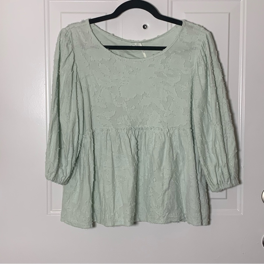 Light Green Textured Anthropologie Top Peplum Puff Sleeves Women’s Size Medium